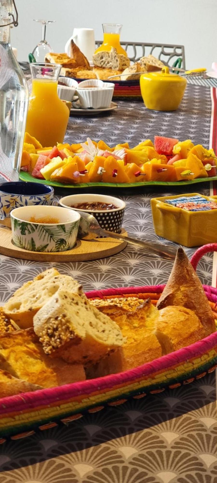 Le Palmier De La Paix Bed & Breakfast Le Tampon Eksteriør bilde